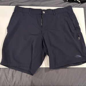North Face Rolling Sun 9” Packable Shorts 38 in
